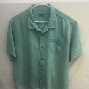 Men's Green Short Sleeve Shirt